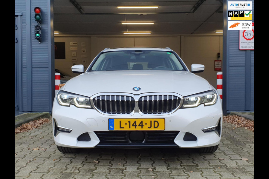 BMW 3 Serie Touring 330e High Executive / PANO / ELEKTR. TREKH. / LASER / KEYLESS / HEAD-UP / ACC / HARM-KARD.!