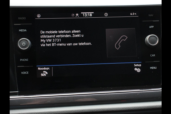 Volkswagen Polo 1.0 TSI DSG Highline 110Pk Navigatie Adaptive Cruise Control Parkeersensoren Voor + Achter Privacy Glass