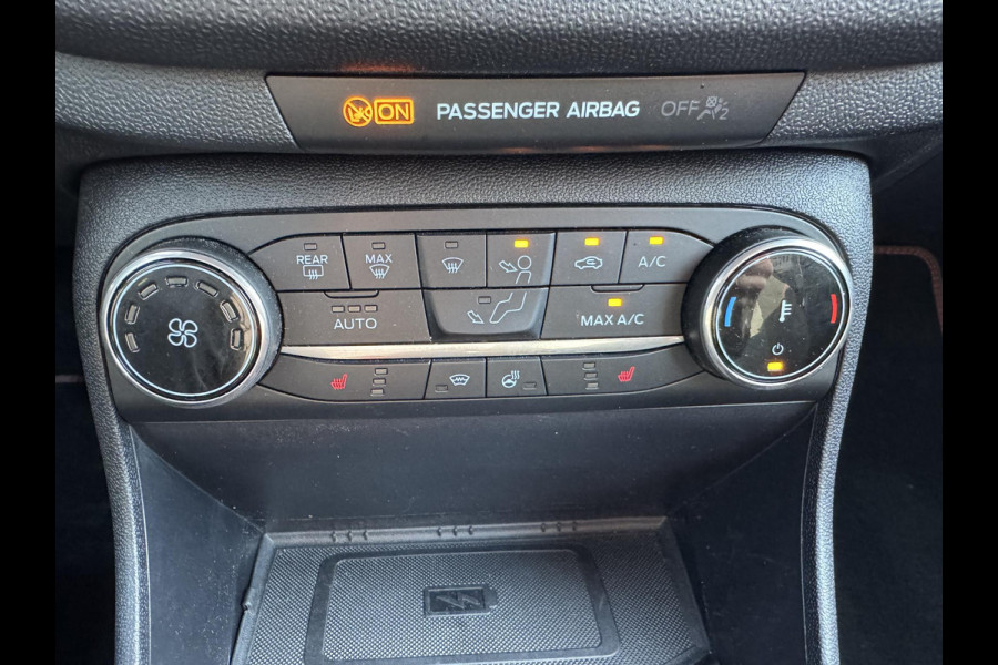Ford Fiesta 1.0 EcoBoost Hybrid ST-Line X 125pk | Adaptive cruise control | Winter Pack | Bang&Olufsen | Camera