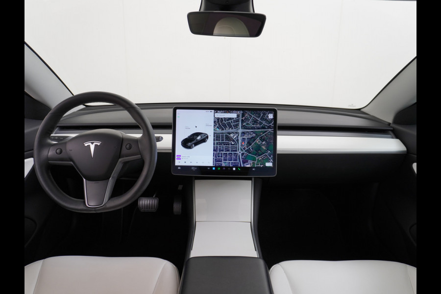 Tesla Model 3 Long Range AWD 75kWh 463PK Trekhaak 19" Ivory FSD-3 Computer Premium Audio AutoPilot Panoramadak Camera's Leer Adaptive-Cruise-C 4WD Stoel en achterbank verwarming Elektr.Stoelen+Memory+Easy-Entry WiFi Garantie op Accu tot 23-12-2027/192.000km