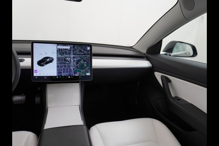 Tesla Model 3 Long Range AWD 75kWh 463PK Trekhaak 19" Ivory FSD-3 Computer Premium Audio AutoPilot Panoramadak Camera's Leer Adaptive-Cruise-C 4WD Stoel en achterbank verwarming Elektr.Stoelen+Memory+Easy-Entry WiFi Garantie op Accu tot 23-12-2027/192.000km