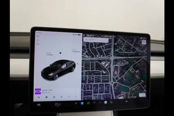 Tesla Model 3 Long Range AWD 75kWh 463PK Trekhaak 19" Ivory FSD-3 Computer Premium Audio AutoPilot Panoramadak Camera's Leer Adaptive-Cruise-C 4WD Stoel en achterbank verwarming Elektr.Stoelen+Memory+Easy-Entry WiFi Garantie op Accu tot 23-12-2027/192.000km