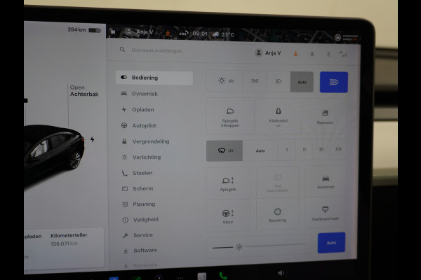 Tesla Model 3 Long Range AWD 75kWh 463PK Trekhaak 19" Ivory FSD-3 Computer Premium Audio AutoPilot Panoramadak Camera's Leer Adaptive-Cruise-C 4WD Stoel en achterbank verwarming Elektr.Stoelen+Memory+Easy-Entry WiFi Garantie op Accu tot 23-12-2027/192.000km