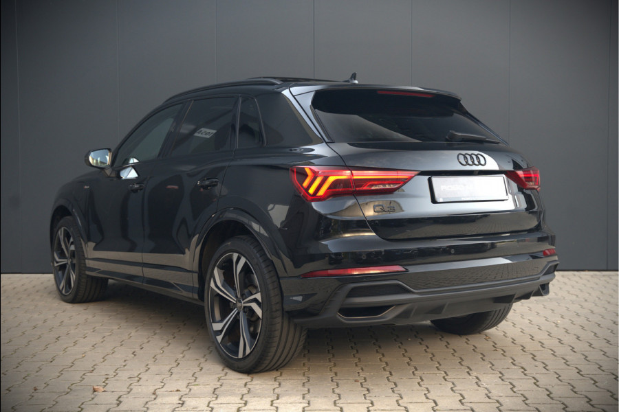 Audi Q3 45 TFSI e S edition | S-Line | Panoramadak | Sonos | Keyless | 360° Camera | Elek. Trekhaak | Matrix led | Dodehoekdetectie | BTW | Leer | Adaptive Cruise Control | Stoelverwarming | Elektrische Stoelen | Virtua