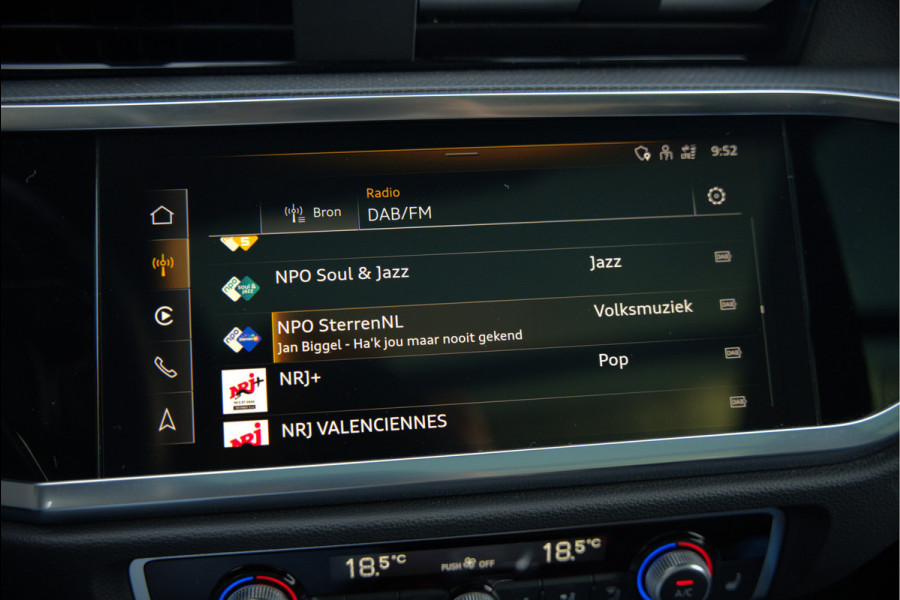 Audi Q3 45 TFSI e S edition | S-Line | Panoramadak | Sonos | Keyless | 360° Camera | Elek. Trekhaak | Matrix led | Dodehoekdetectie | BTW | Leer | Adaptive Cruise Control | Stoelverwarming | Elektrische Stoelen | Virtua