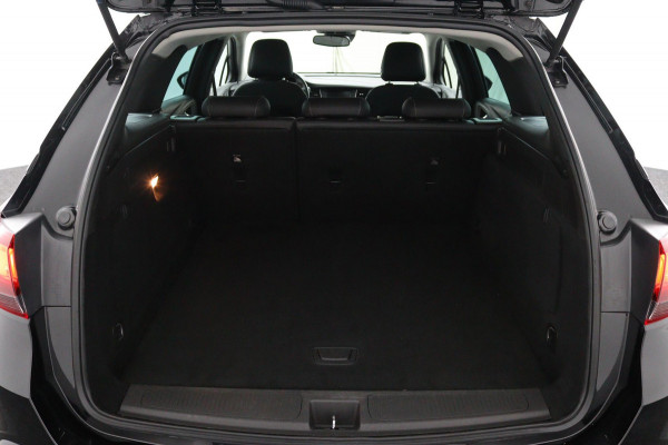 Opel Astra Sports Tourer 1.2 Design & Tech*NAVI*ECC*CRUISE*HAAK*CAMERA*TEL*
