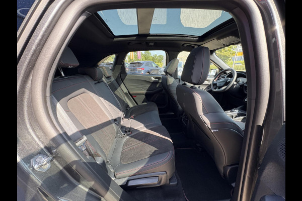 Ford Kuga 2.5 PHEV ST-Line X | Bellen voor bezichtiging | Wegklapbare trekhaak | Panoramadak | Winter Pack | Head up Display | All season banden