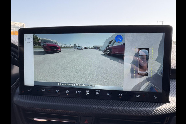 Ford Kuga 2.5 PHEV ST-Line X | Bellen voor bezichtiging | Wegklapbare trekhaak | Panoramadak | Winter Pack | Head up Display | All season banden
