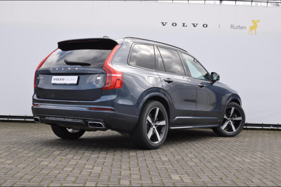 Volvo XC90 T8 390PK Automaat Recharge AWD R-Design / Adaptieve cruise control/ BLIS/ Luchtvering/ Trekhaak/ Harman Kardon Audio/ Apple carplay/ parkeersensoren met 360 Camera/ Elektrische achterklep/ Keyless/ Head up display