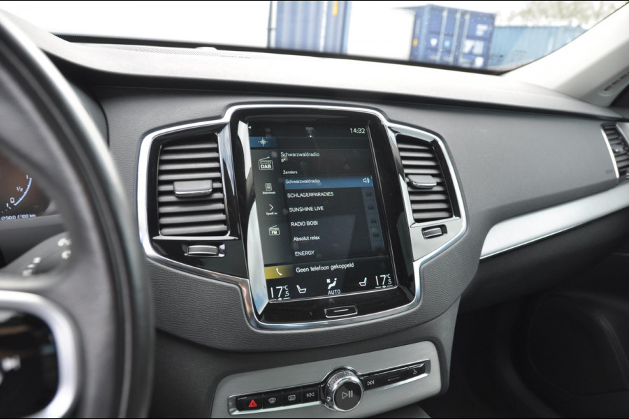Volvo XC90 T8 390PK Automaat Recharge AWD R-Design / Adaptieve cruise control/ BLIS/ Luchtvering/ Trekhaak/ Harman Kardon Audio/ Apple carplay/ parkeersensoren met 360 Camera/ Elektrische achterklep/ Keyless/ Head up display