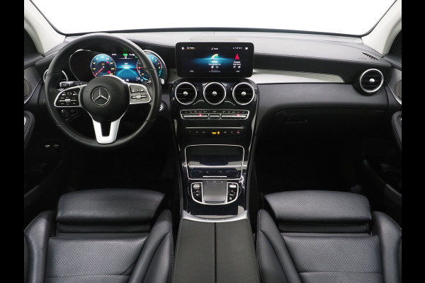 Mercedes-Benz GLC 300e 4MATIC Premium Plus | Panoramadak | Trekhaak | Burmester | 360 | Adaptive Cruise | Keyless