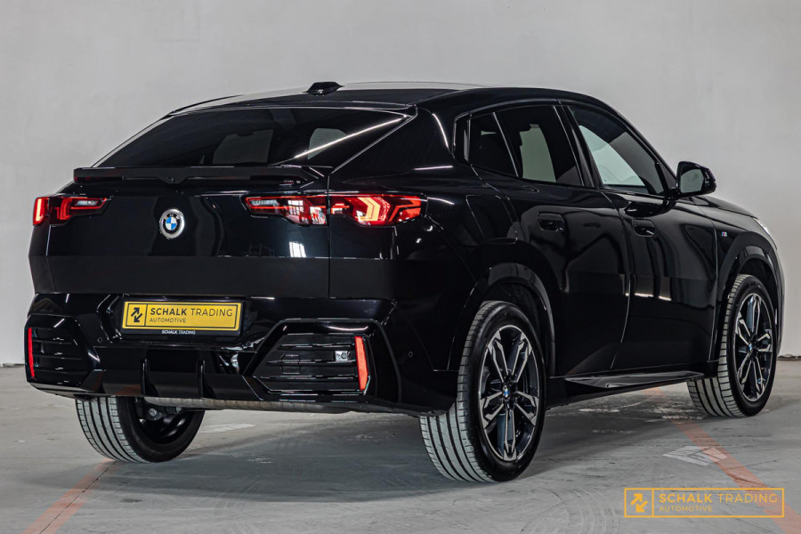 BMW X2 SDrive20i M-sport|Pano|H&K|Cam|Fabrieksgarantie|