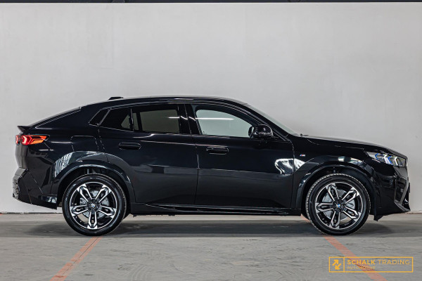 BMW X2 SDrive20i M-sport|Pano|H&K|Cam|Fabrieksgarantie|