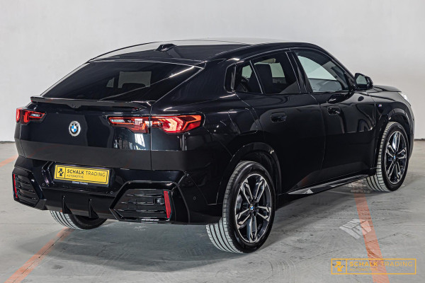 BMW X2 SDrive20i M-sport|Pano|H&K|Cam|Fabrieksgarantie|