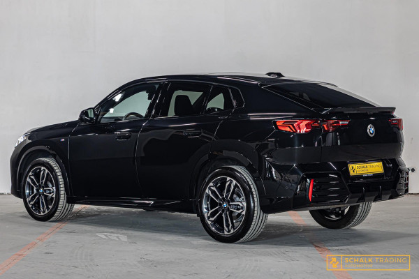 BMW X2 SDrive20i M-sport|Pano|H&K|Cam|Fabrieksgarantie|