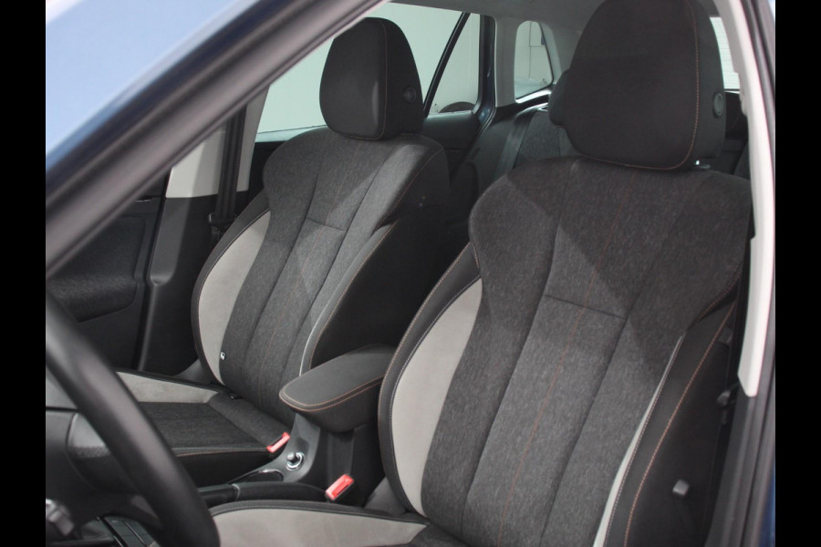 Škoda Kamiq 1.0 TSI DSG Style | Navigatie | Apple Carplay/Android Auto | Virtual Cockpit | Lane Assist | 17 Inch Lichtmetalen Velgen | DAB |