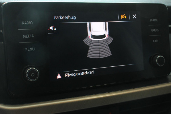 Škoda Kamiq 1.0 TSI DSG Style | Navigatie | Apple Carplay/Android Auto | Virtual Cockpit | Lane Assist | 17 Inch Lichtmetalen Velgen | DAB |
