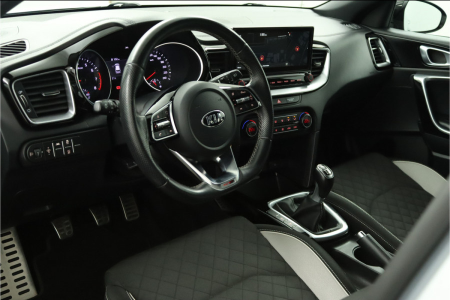Kia Ceed Sportswagon 1.0 T-GDi GT-Line Edition Apple Carplay/ Android Auto - Cruise Control - Climate Control - Navigatie - Suede bekleding - Fabrieksgarantie tot 02-2028