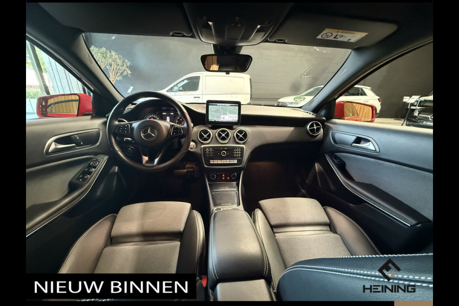 Mercedes-Benz A-Klasse 180 AMG Sport Edition. Automaat. Apple-carplay, camera. Hollandse auto met NAP