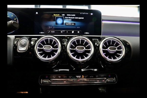 Mercedes-Benz CLA-Klasse 200 AMG|PANO|Ambient|TrkHk|Memory stoelen