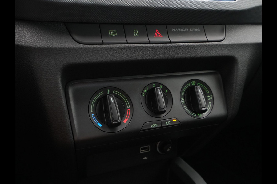 Škoda Fabia Combi 1.0 TSI 95pk Airco Cruise Control Dakrailing 198