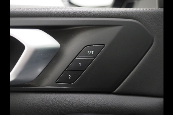 BMW X5 xDrive45e M-Sport Shadow | Panoramadak | Luchtvering | Trekhaak | Harman/Kardon | 360 | LaserLED