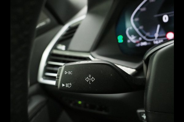 BMW X5 xDrive45e M-Sport Shadow | Panoramadak | Luchtvering | Trekhaak | Harman/Kardon | 360 | LaserLED