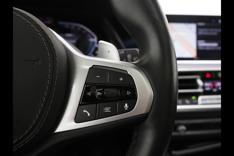 BMW X5 xDrive45e M-Sport Shadow | Panoramadak | Luchtvering | Trekhaak | Harman/Kardon | 360 | LaserLED