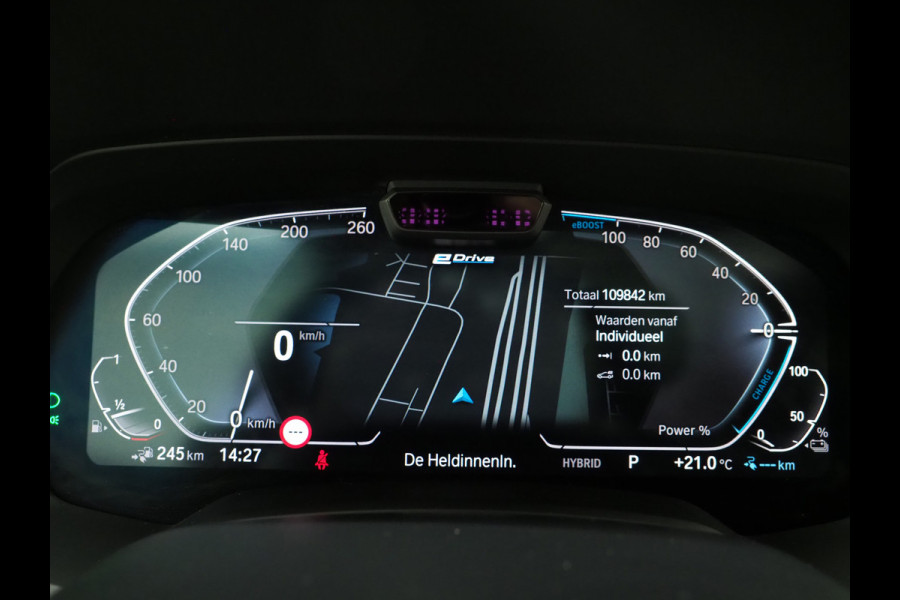 BMW X5 xDrive45e M-Sport Shadow | Panoramadak | Luchtvering | Trekhaak | Harman/Kardon | 360 | LaserLED
