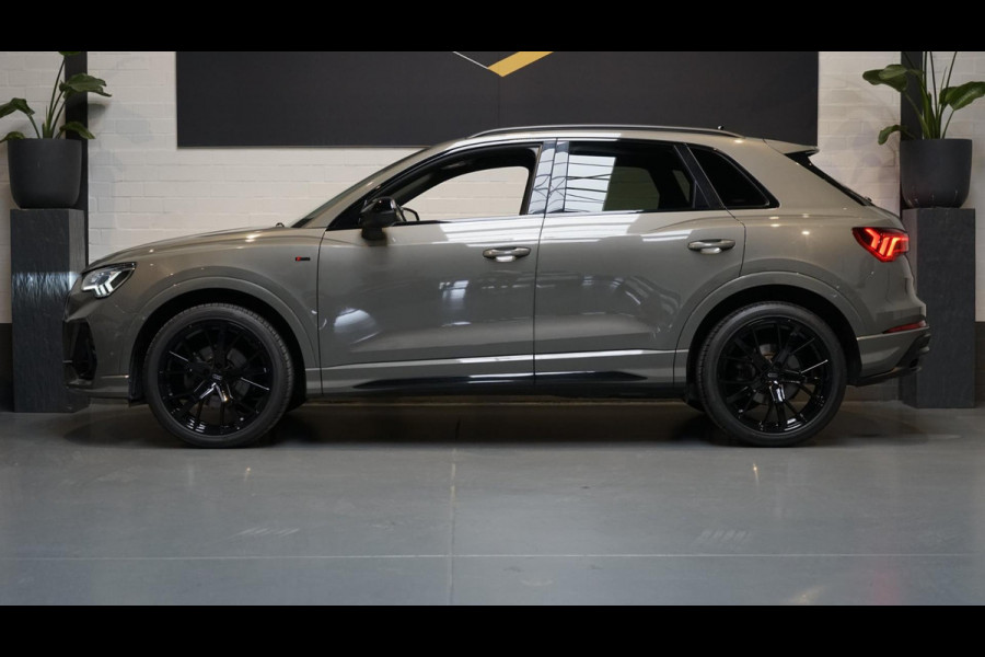 Audi Q3 35 TFSI 3x S-Line Black Optik AUTOMAAT-ACC-ALCANTARA-AUDI SOUND-AMBIANCE-CAMERA-DAB-DRIVE SELECT-KEYLESS-MATRIX LED