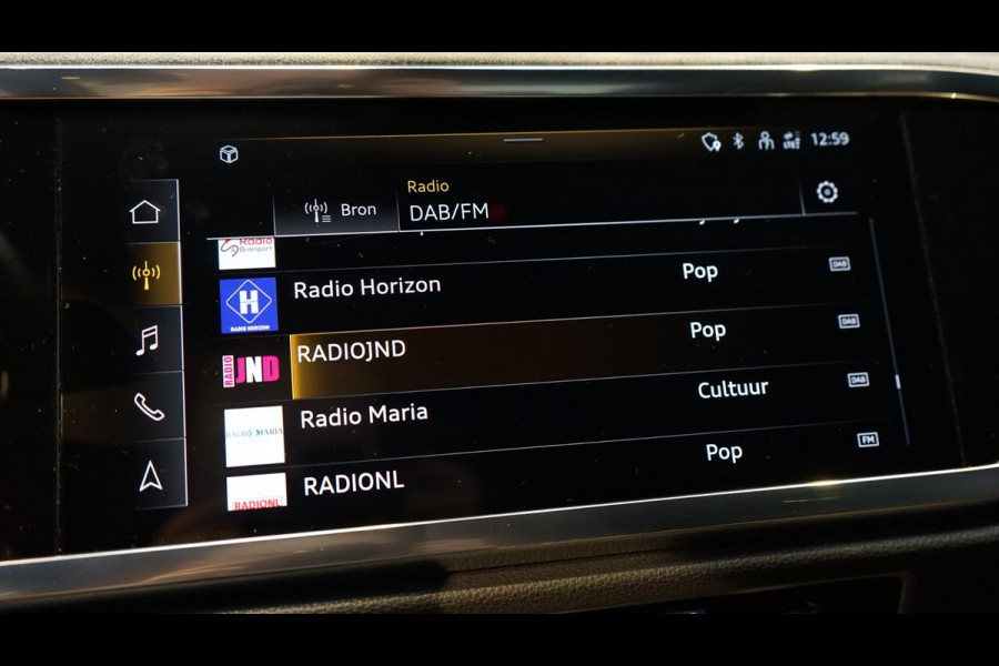 Audi Q3 35 TFSI 3x S-Line Black Optik AUTOMAAT-ACC-ALCANTARA-AUDI SOUND-AMBIANCE-CAMERA-DAB-DRIVE SELECT-KEYLESS-MATRIX LED