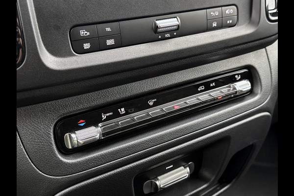 Mercedes-Benz Vito 116 CDI L2 Pro zwart Camera met parkeersensoren Trekhaak 2500kg Betimmering + laadvloer Stoelverwarming