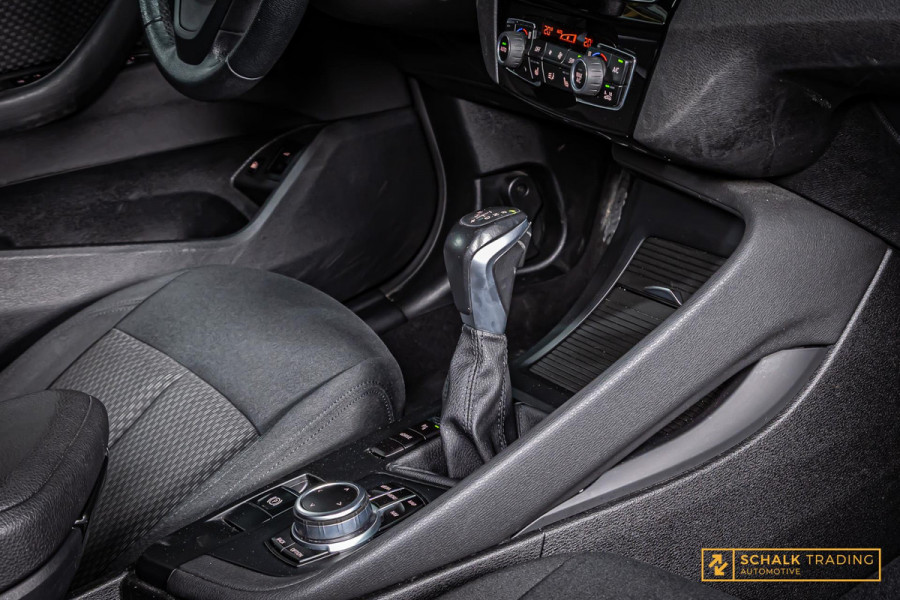 BMW X1 XDrive25e|Stoelverwarming|PDC|Dealer ond|Garantie