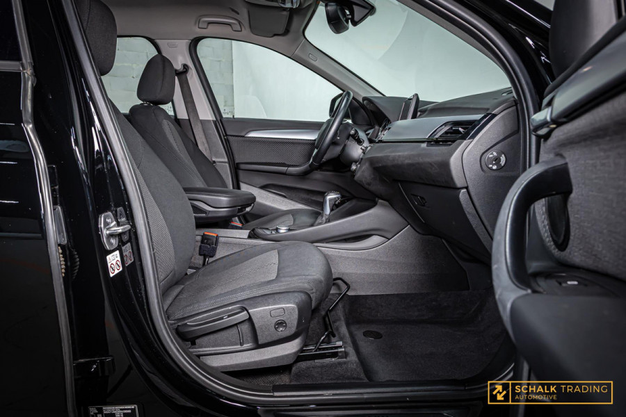 BMW X1 XDrive25e|Stoelverwarming|PDC|Dealer ond|Garantie