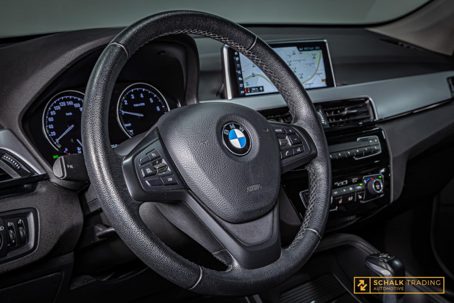 BMW X1 XDrive25e|Stoelverwarming|PDC|Dealer ond|Garantie