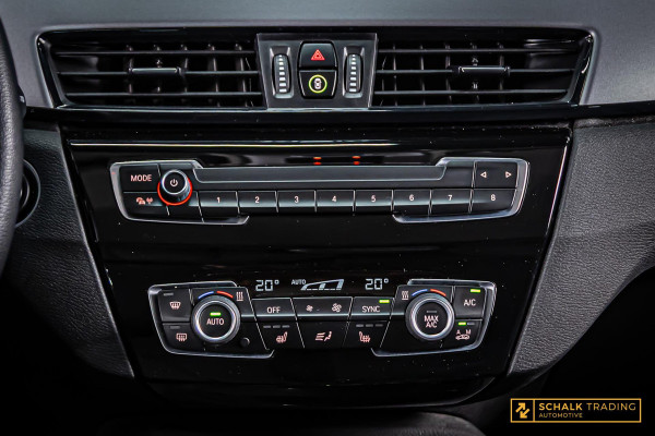 BMW X1 XDrive25e|Stoelverwarming|PDC|Dealer ond|Garantie