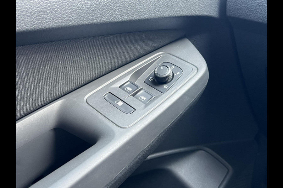 Ford Transit Connect 2.0 EcoBlue L2 Limited 102pk | Zuid | Trekhaak Afneembaar | Reserve Wiel | Apple carplay/Android auto | Navigatie | All Weather Banden