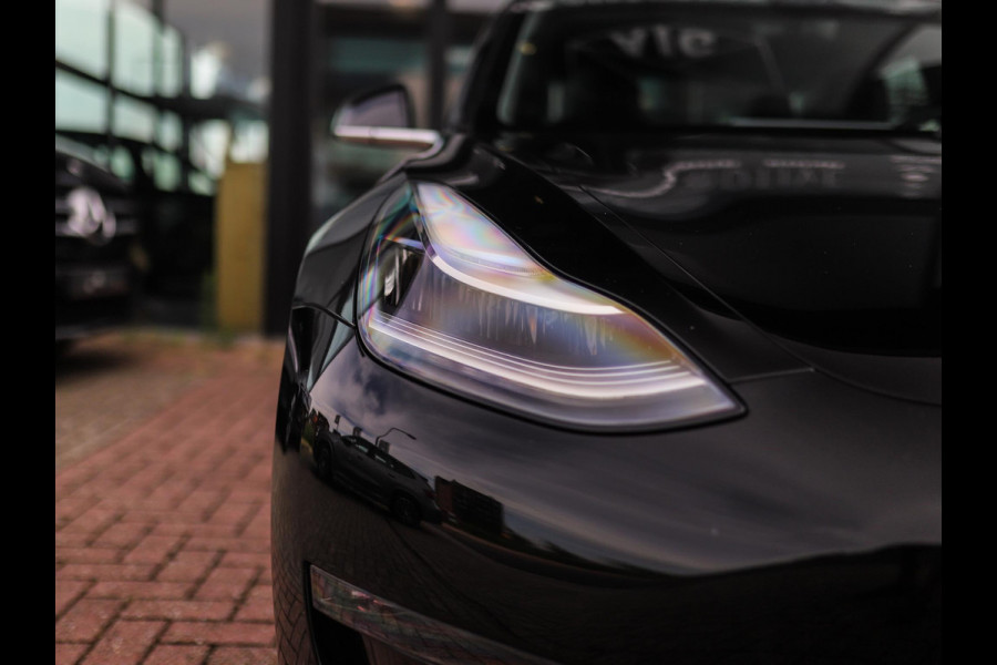 Tesla Model 3 Long Range AWD 75 kWh | Leder | Stoelverw. | Autopilot | Pano | Camera
