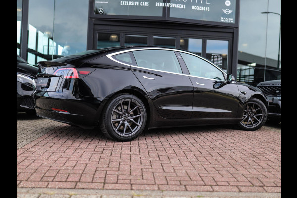 Tesla Model 3 Long Range AWD 75 kWh | Leder | Stoelverw. | Autopilot | Pano | Camera
