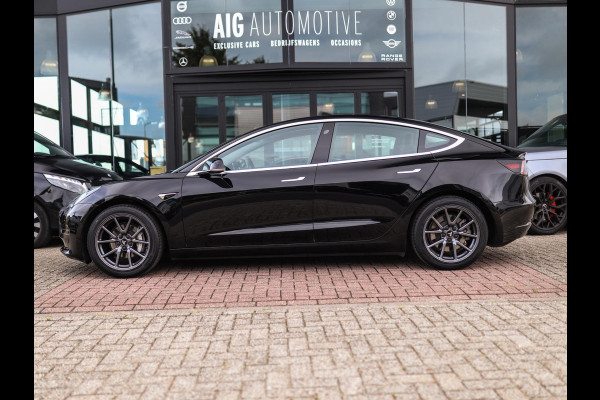Tesla Model 3 Long Range AWD 75 kWh | Leder | Stoelverw. | Autopilot | Pano | Camera
