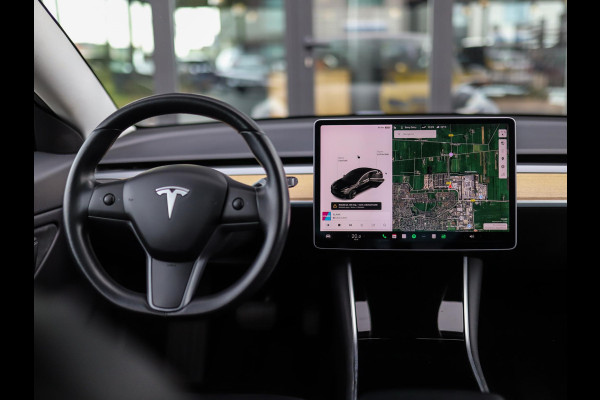 Tesla Model 3 Long Range AWD 75 kWh | Leder | Stoelverw. | Autopilot | Pano | Camera
