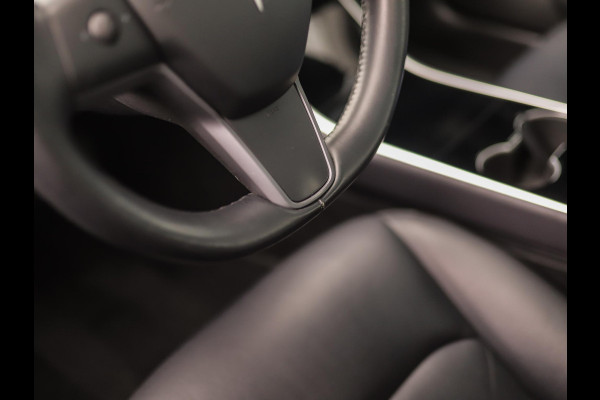 Tesla Model 3 Long Range AWD 75 kWh | Leder | Stoelverw. | Autopilot | Pano | Camera
