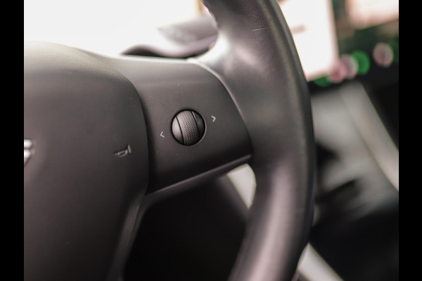 Tesla Model 3 Long Range AWD 75 kWh | Leder | Stoelverw. | Autopilot | Pano | Camera
