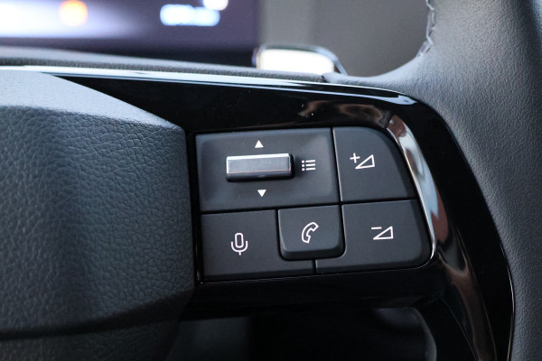 Peugeot Expert 2.0 BlueHDi 180PK L3 DC | 5-Zitter | Dubbel cabine | 360 Camera | Lederen bekleding | CarPlay | Navigatie | Stoelverwarming | Stuurwielverwarming | Massage | Elek. stoel | Lane Assist |  Dodehoek detector