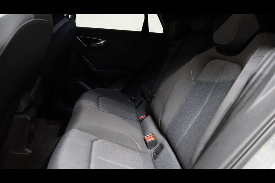 Audi Q2 35 TFSI Sport AUTOMAAT-AMBIANCE-CARPLAY-CLIMA-CRUISE-FULL LED-PDC-STOELVERWARMING