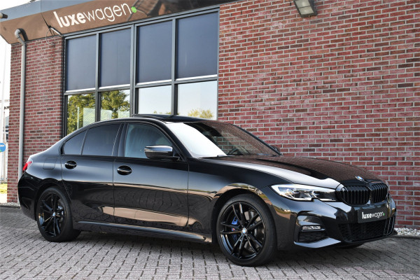 BMW 3-serie 330e M-Sport Pano H/K El-zetels Adp-onderstel El-klep Camera