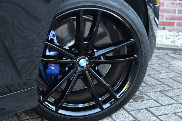 BMW 3-serie 330e M-Sport Pano H/K El-zetels Adp-onderstel El-klep Camera