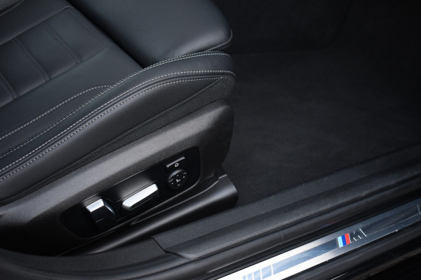 BMW 3-serie 330e M-Sport Pano H/K El-zetels Adp-onderstel El-klep Camera