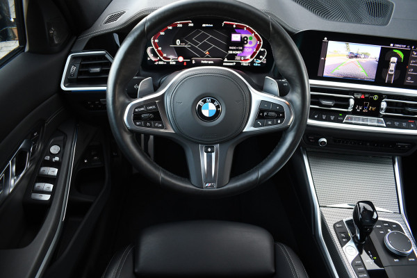 BMW 3-serie 330e M-Sport Pano H/K El-zetels Adp-onderstel El-klep Camera