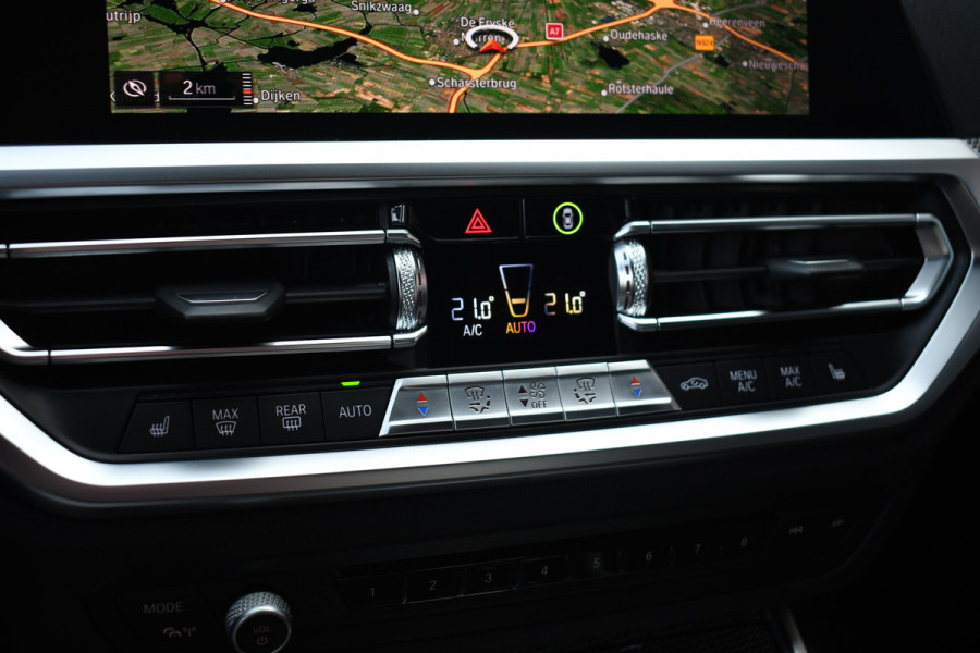 BMW 3-serie 330e M-Sport Pano H/K El-zetels Adp-onderstel El-klep Camera